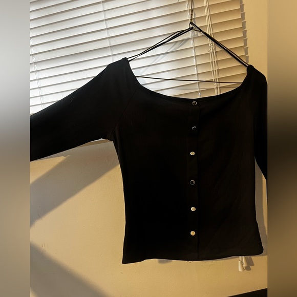 Off Shoulder Black Long Sleeve Top w Button Details NWOT - Picture 5 of 5